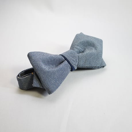 蝶ネクタイ　KIMONO fabric 　江戸小紋　鮫文様