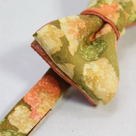 蝶ネクタイ　KIMONO fabric　型友禅