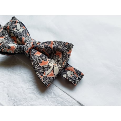 蝶ネクタイ　KIMONO fabric　型友禅　蝶々　上京蝶帯 #924