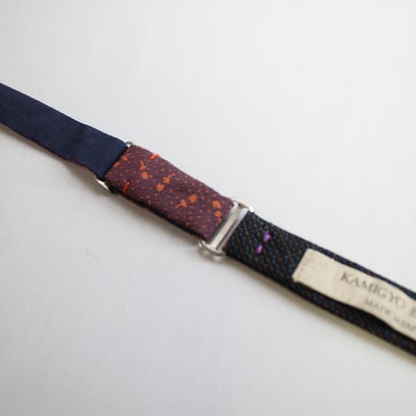 手結び蝶ネクタイ　 KIMONO fabric　型友禅　つくし文様