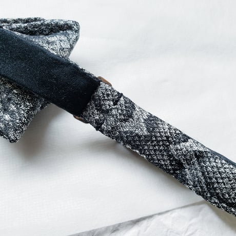 蝶ネクタイ　KIMONO fabric　白蛇柄 西陣織 帯地　上京蝶帯 #895