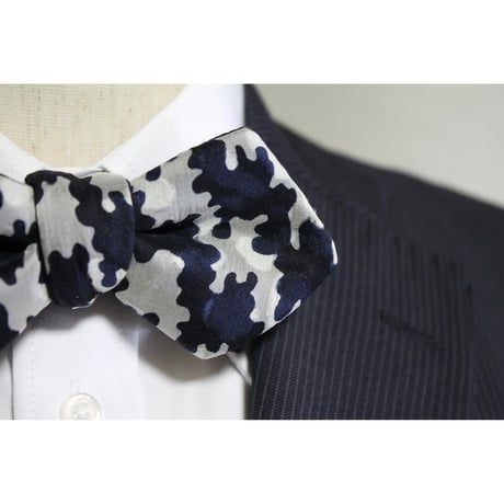 蝶ネクタイ　Import fabric　フランス製ビンテージファブリック 迷彩