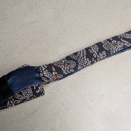 蝶ネクタイ　Noh fabric　型友禅　飛鶴文様