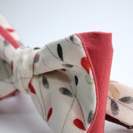 蝶ネクタイ　KIMONO fabric　手描き友禅　萩文様　上京蝶帯 #653