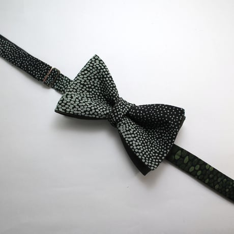 蝶ネクタイ　KIMONO fabric　型友禅