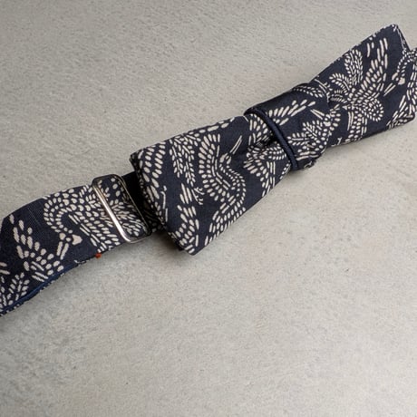 蝶ネクタイ　Noh fabric　型友禅　飛鶴文様