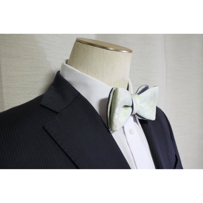 蝶ネクタイ Noh fabric 八藤紋 翁 能楽 | KAMIGYO Bowtie