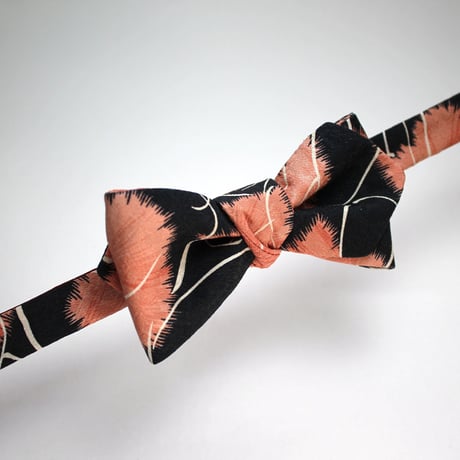 蝶ネクタイ　KIMONO fabric　型友禅