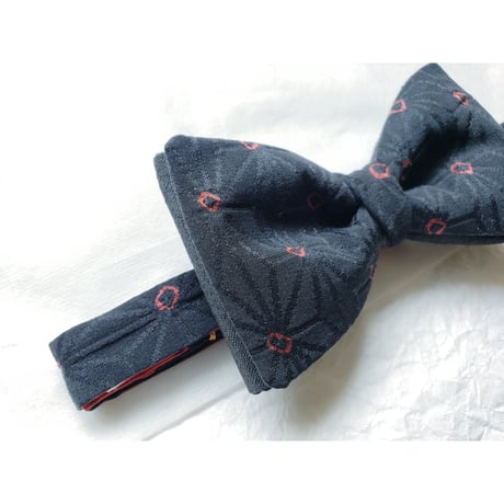 蝶ネクタイ　KIMONO fabric　麻の葉文様 　上京蝶帯