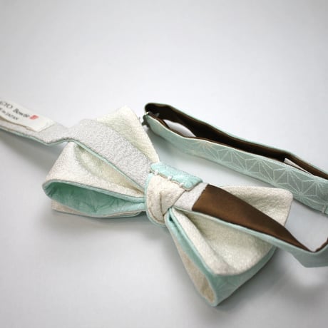 蝶ネクタイ　KIMONO fabric　麻の葉文様 　上京蝶帯