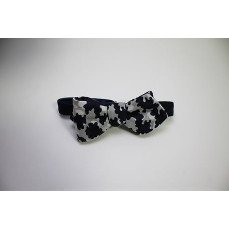 蝶ネクタイ　Import fabric　フランス製ビンテージファブリック 迷彩