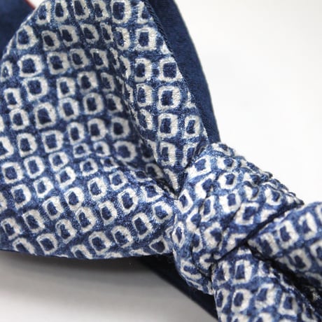 蝶ネクタイ　KIMONO fabric　総絞り染　上京蝶帯