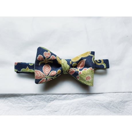 蝶ネクタイ　KIMONO fabric　型友禅　上京蝶帯 #922