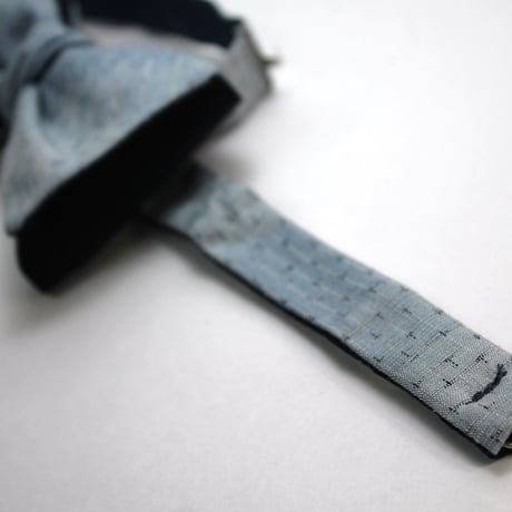 蝶ネクタイ　KIMONO fabric　紬縮緬　上京蝶帯
