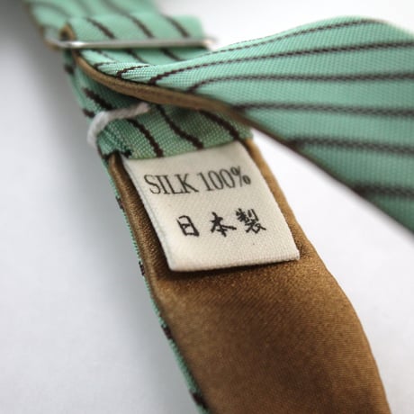 蝶ネクタイ　KIMONO fabric　袴地　上京蝶帯