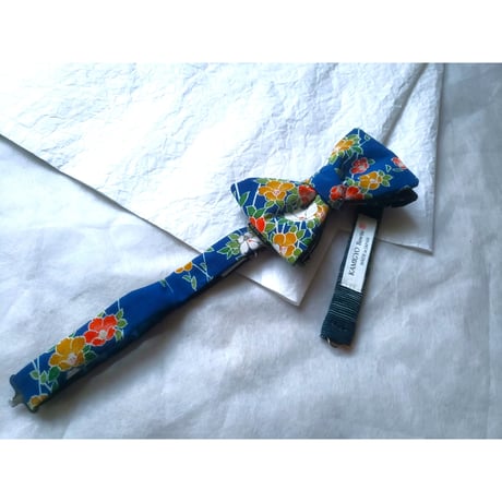 蝶ネクタイ　KIMONO fabric　型友禅　　上京蝶帯