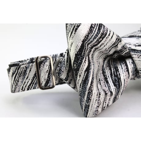 蝶ネクタイ　KIMONO fabric　京友禅　金彩加工　伝統工芸　 PT