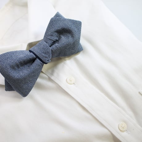 蝶ネクタイ　KIMONO fabric 　江戸小紋　鮫文様