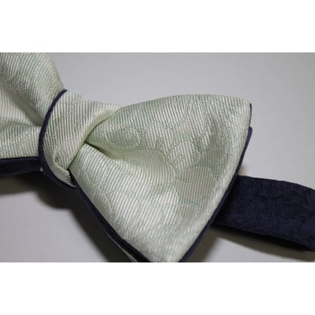 蝶ネクタイ　Noh fabric　八藤紋　翁　能楽