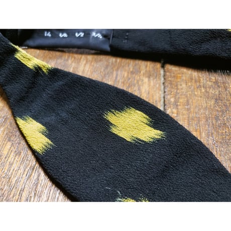 手結び蝶ネクタイ　 KIMONO fabric　縮緬絣　 #self001