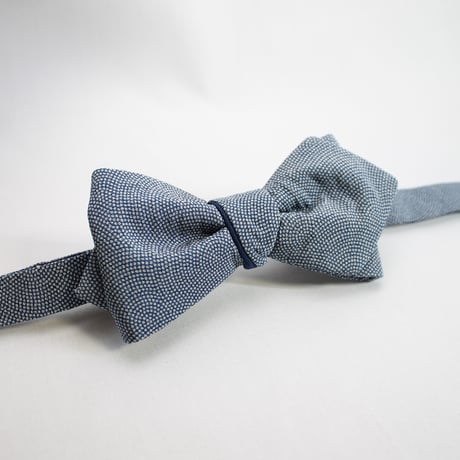 蝶ネクタイ　KIMONO fabric 　江戸小紋　鮫文様
