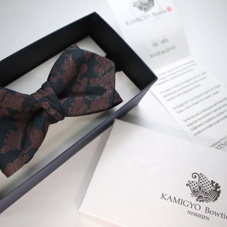 蝶ネクタイ　KIMONO fabric　銀杏唐草　印傳加工　上京蝶帯