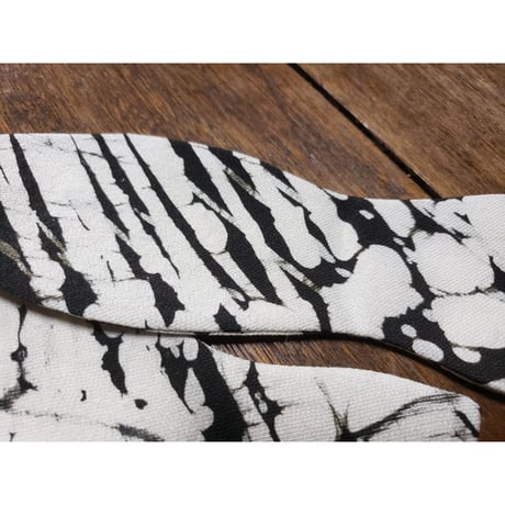 手結び蝶ネクタイ　 Import fabric  イタリア製ビンテージファブリック　タイダイ柄　 #self