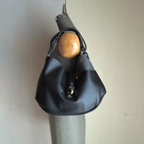 【nl028-2S】≪ロゴ箔押し有≫A4対応 2wayショルダートートバッグ(S) 姫路レザー ブラック【nil】