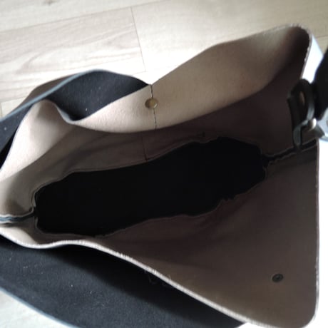 【nl028-2M】≪ロゴ箔押し有≫A4対応 2wayショルダートートバッグ(M) 姫路レザー ベージュピンク【nil】