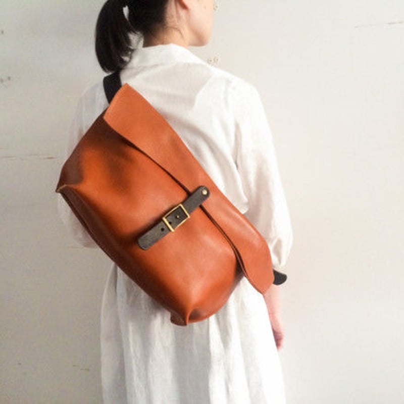 メメル バック　ꕤ︎︎オーダー確認ページꕤ︎︎ オーマイバッグ】ルナバッグ/ハンターキャメル ナチュラルレザー