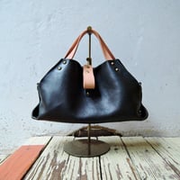 【OR306】持ちやすいサイズでたっぷり入る！2wayハンドバッグ ネイビー 【ORZO】
