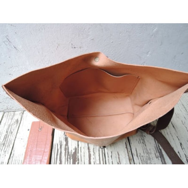 ORZO】 レザーバッグ ショルダーBAG メッセンジャー(S) ベージュ OR320