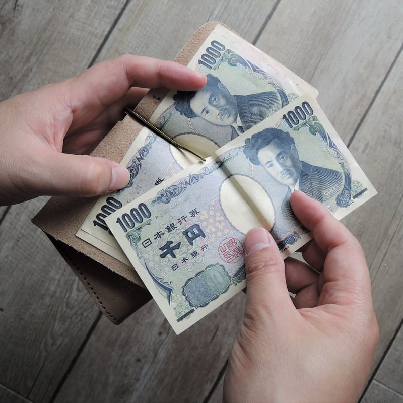 カラーカスタムもOK！】経年変化が楽しい マネークリップ仕様 二つ折り