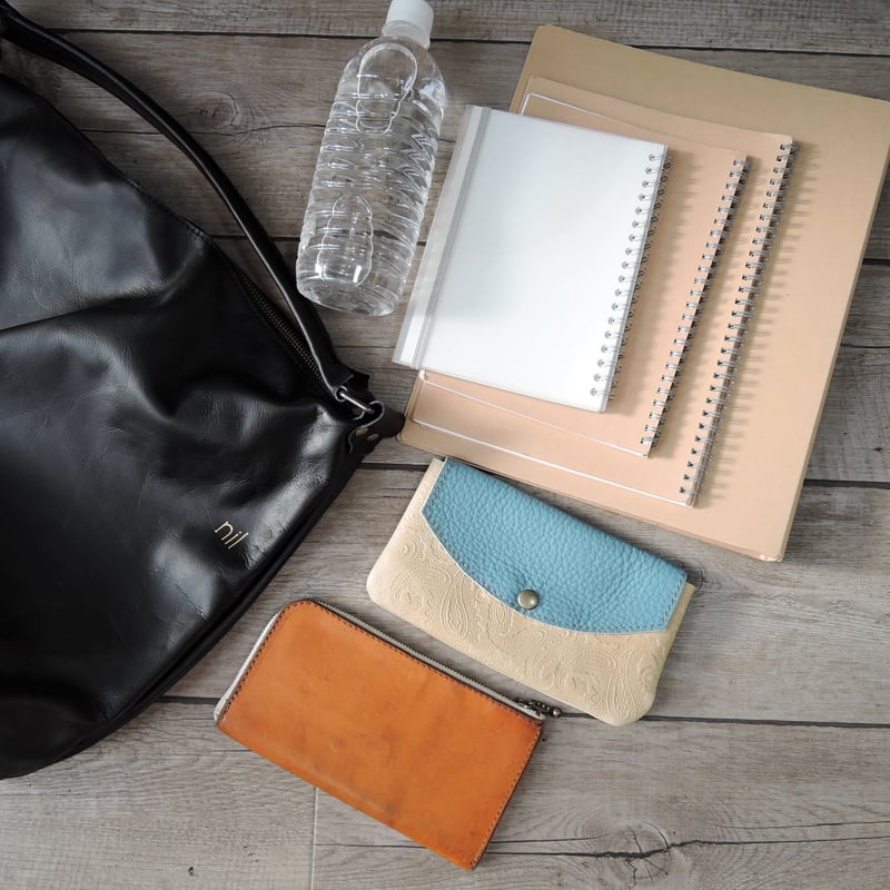 nil】レザー ワン ショルダー バッグ ブラック nl-027 M | ORZO