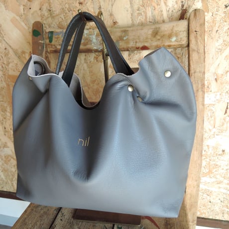 【nil】金箔 箔押し レザー 2way トート ショルダーバッグ (S) 金箔 箔押しロゴ入り  グレー nl-019s