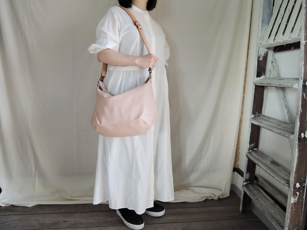 nil】レザー ワン ショルダー バッグ ベージュピンク nl-027 S | ORZO