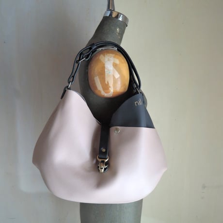 【nl028-2S】≪ロゴ箔押し有≫A4対応 2wayショルダートートバッグ(S) 姫路レザー ベージュピンク【nil】