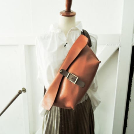 【ORZO】 レザーバッグ ショルダーBAG メッセンジャーSS キャメル OR320ss