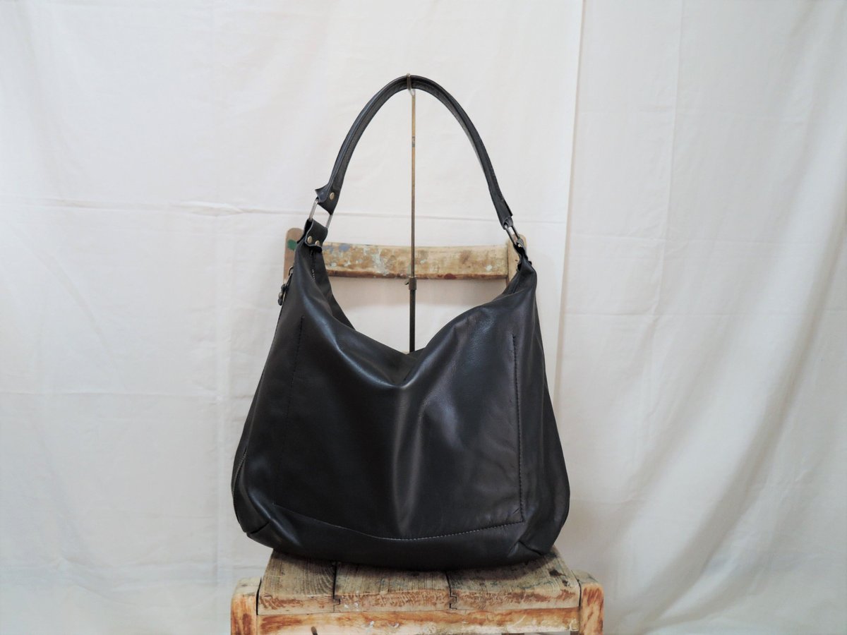 nil】レザー ワン ショルダー バッグ ブラック nl-027 M | ORZO