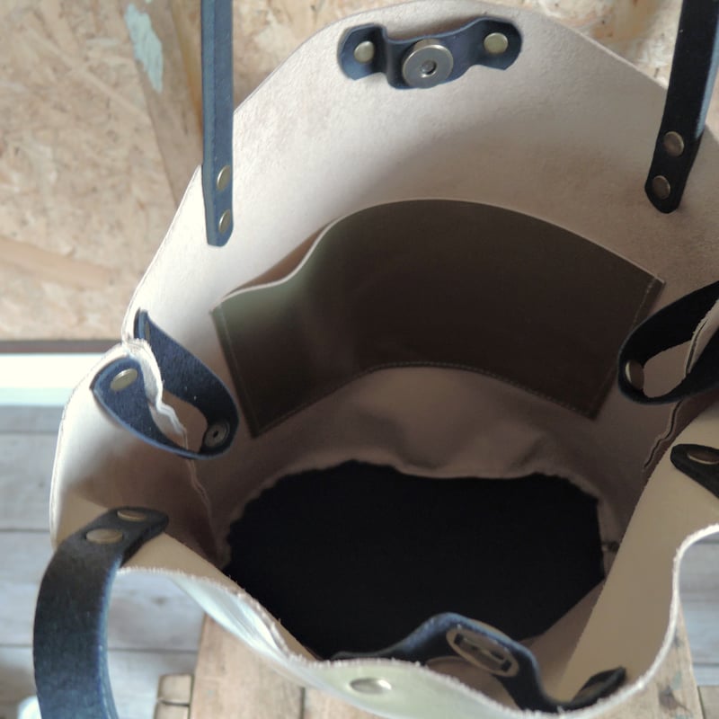 リシャールミル レザー トートバッグ マットグレー 正規店 非売品