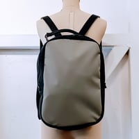 【nl001du】A4対応 レザー×PU リュックサック カモフラージュ ライトグレー【nil】