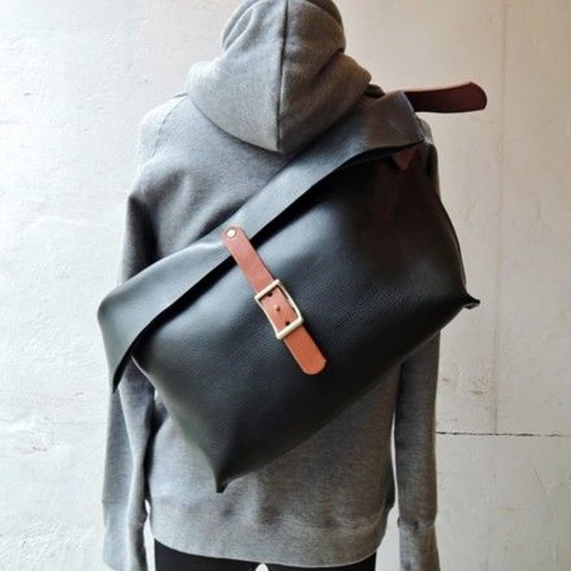 ouat ハンドメイド メッセンジャーバッグ クリーム×ネイビー meltum CANVAS MESSENGER BAG キャンバスメッセンジャーバッグ