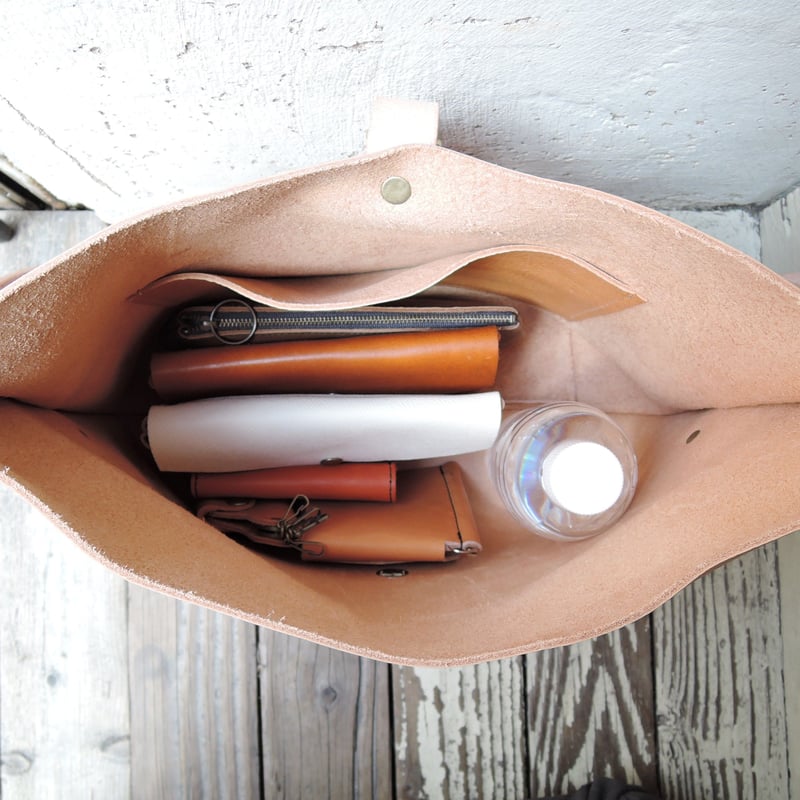 ORZO】 レザーバッグ ショルダーBAG メッセンジャー(S) ベージュ OR320