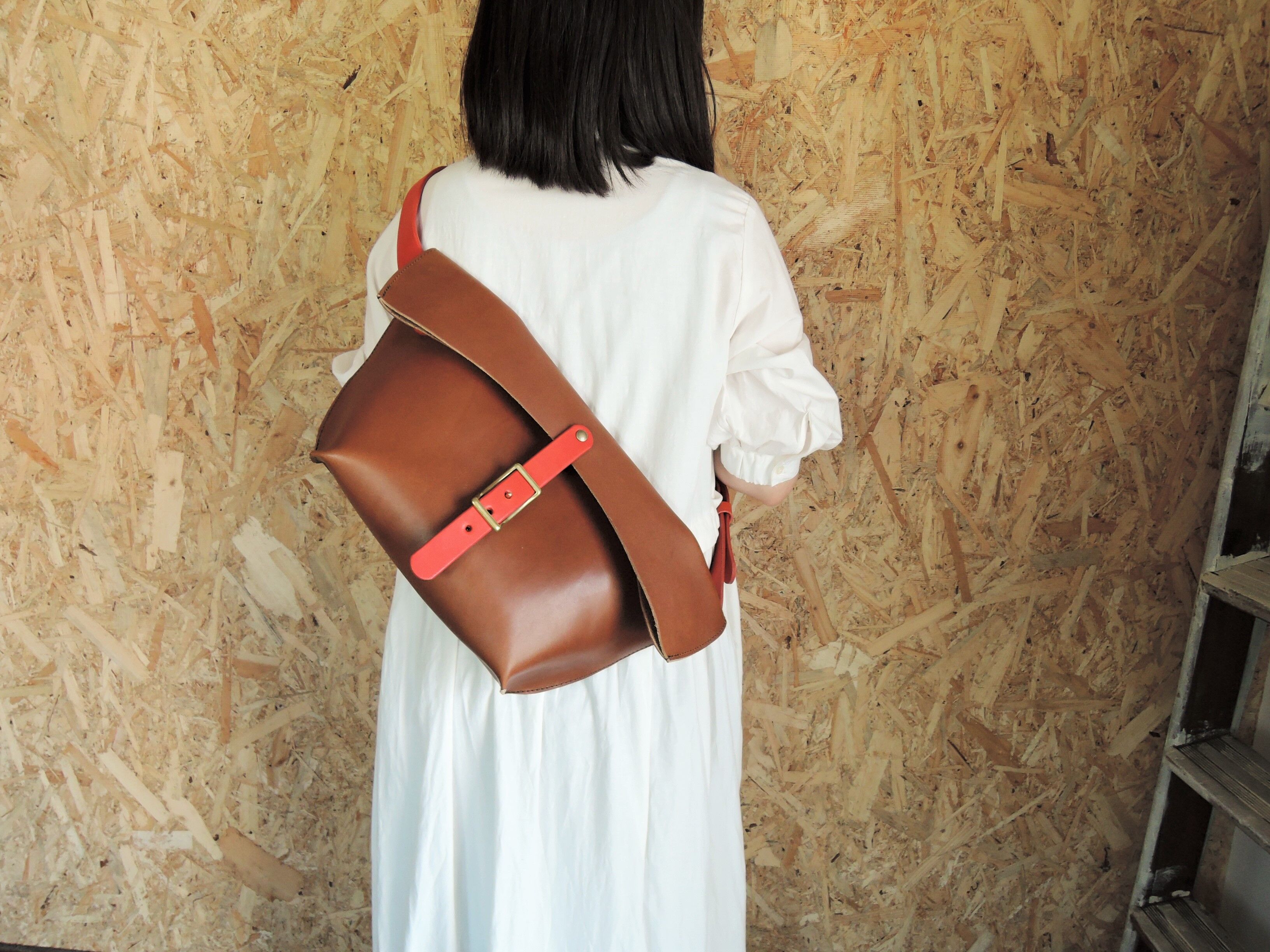 OR320tS】 ≪web限定≫ 使い込むほどフィットするメッセンジャーバッグ