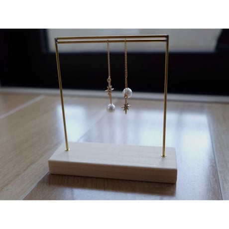 星のピアス