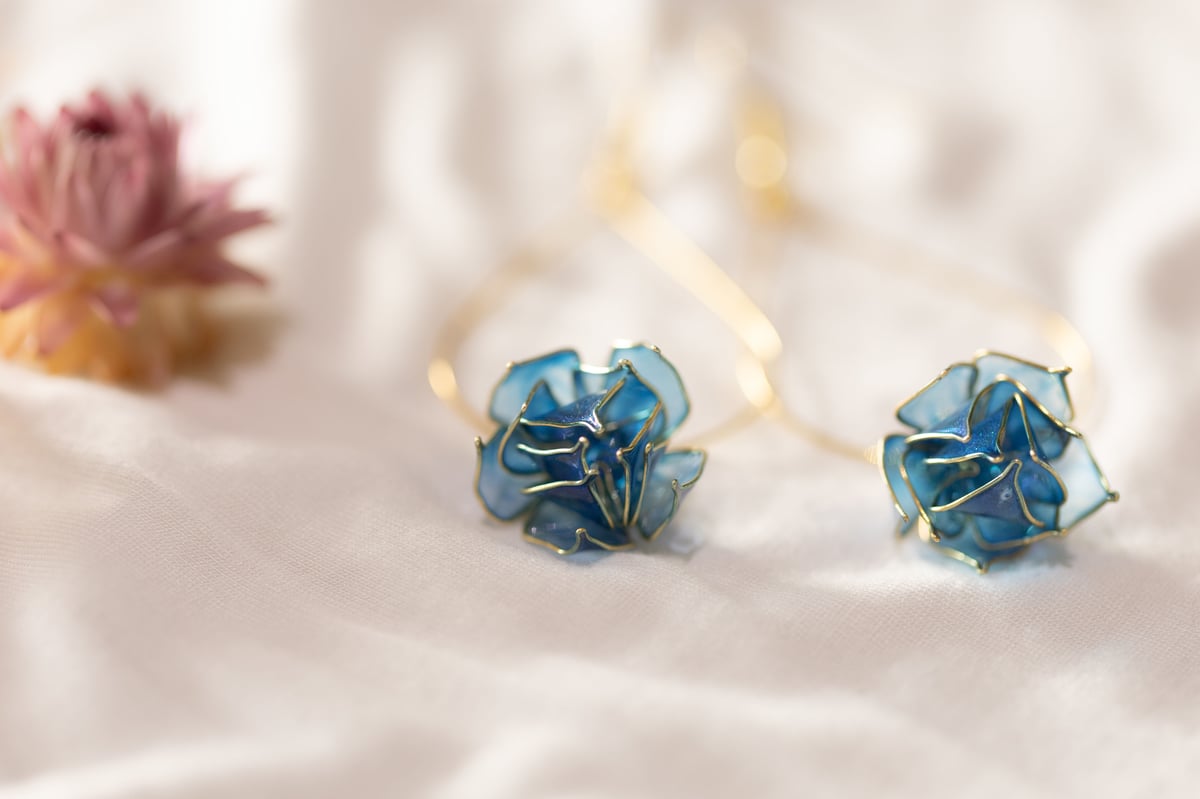 あい　アメリカンフラワー アメリカンフラワー百合5本 - メルカリ