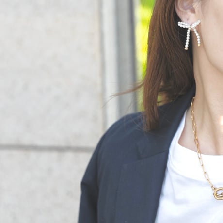 パール好きのためのリボンピアス