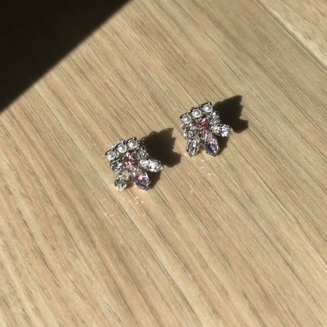 パールビジューピアス