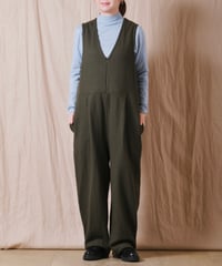 【UNIVERSAL TISSU】圧縮ウールニット Vネックサロペットパンツ/UT254CT012