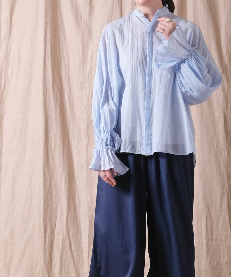 suzuki takayuki】bishop-sleeve blouse | cocuu